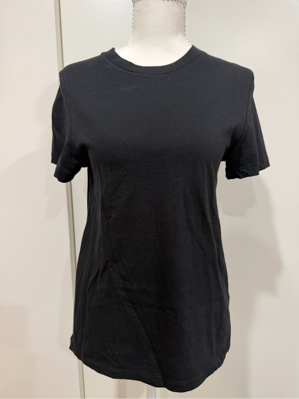 Monoprix Black Crewneck Women's Tee